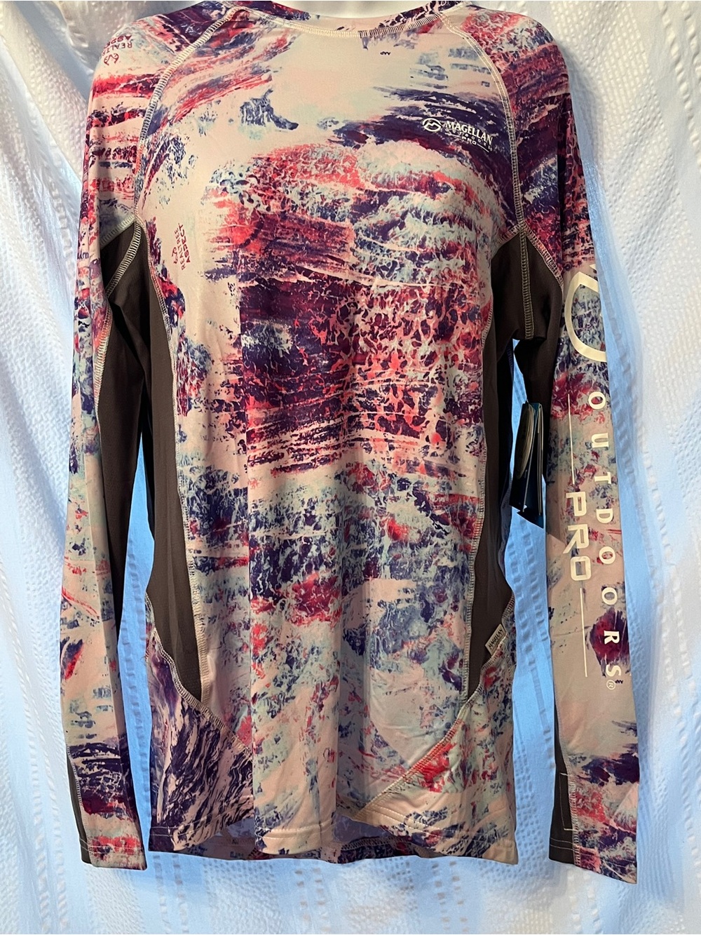 New Magellan Outdoors Purple Pink boyfriend fit Performance Top UPF 50 small